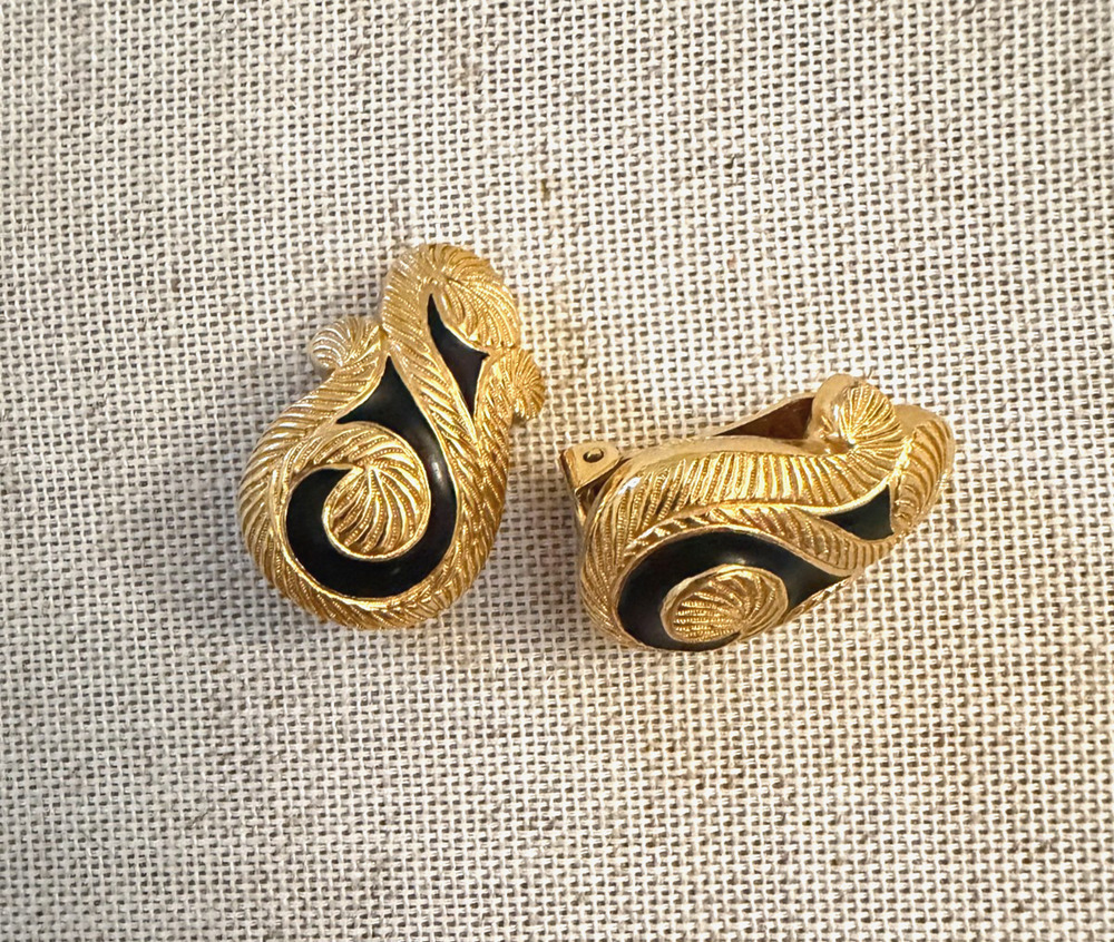 Vintage Signed Christian Dior Gold Plate & Black Enamel Clip Earrings